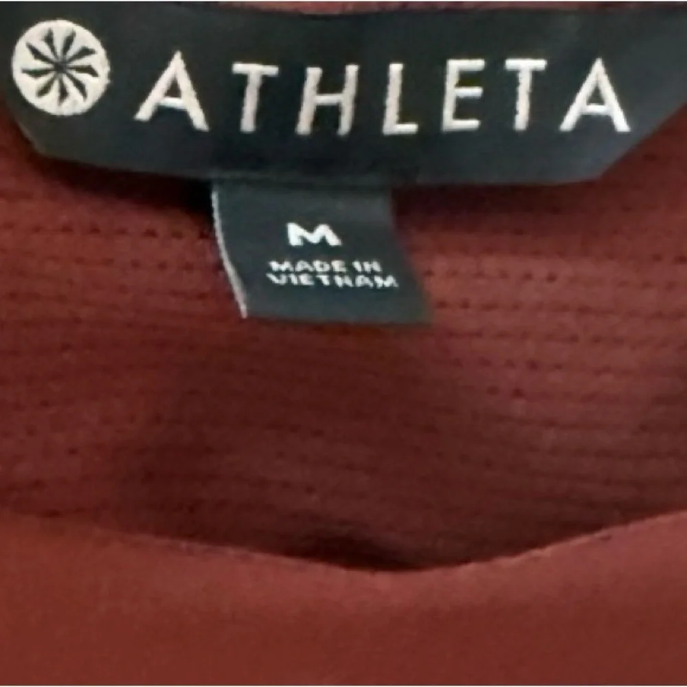 NWT Athleta Hyper Focused Stretch Dress! Burgundy! Medium! NEW! - Picture 5 of 8
